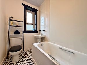 Photo 9- click for photo gallery